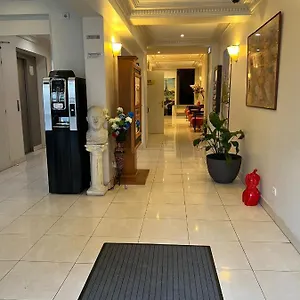 121 Hotel París
